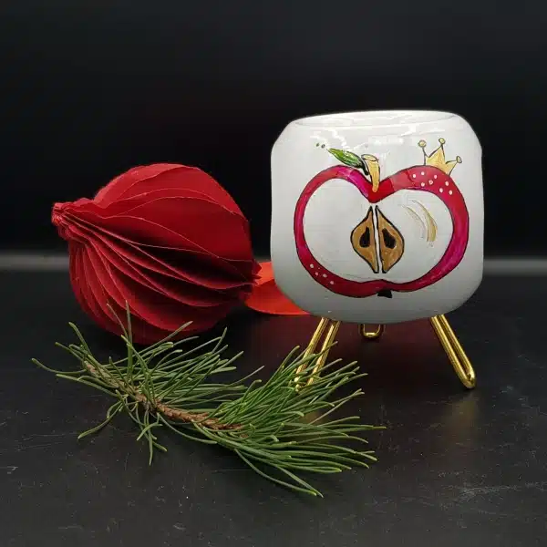 Fructul oprit – lămpiță de aromaterapie pictată manual