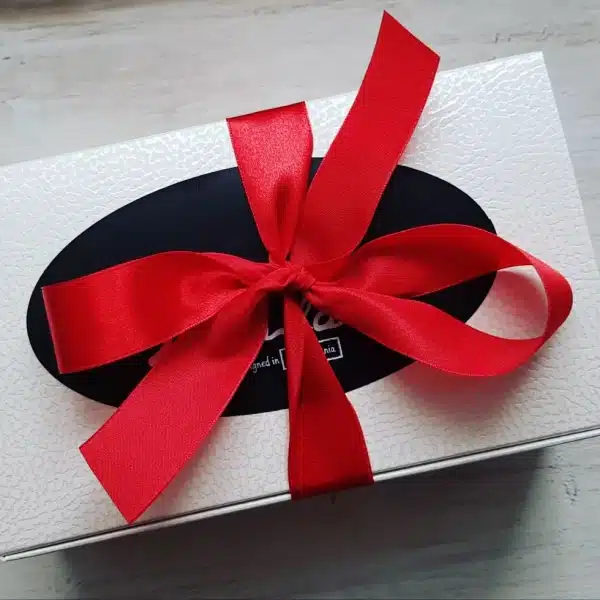 Mărăriță, mărărițăă, cu bujori în obrăjori – set de aromaterapie